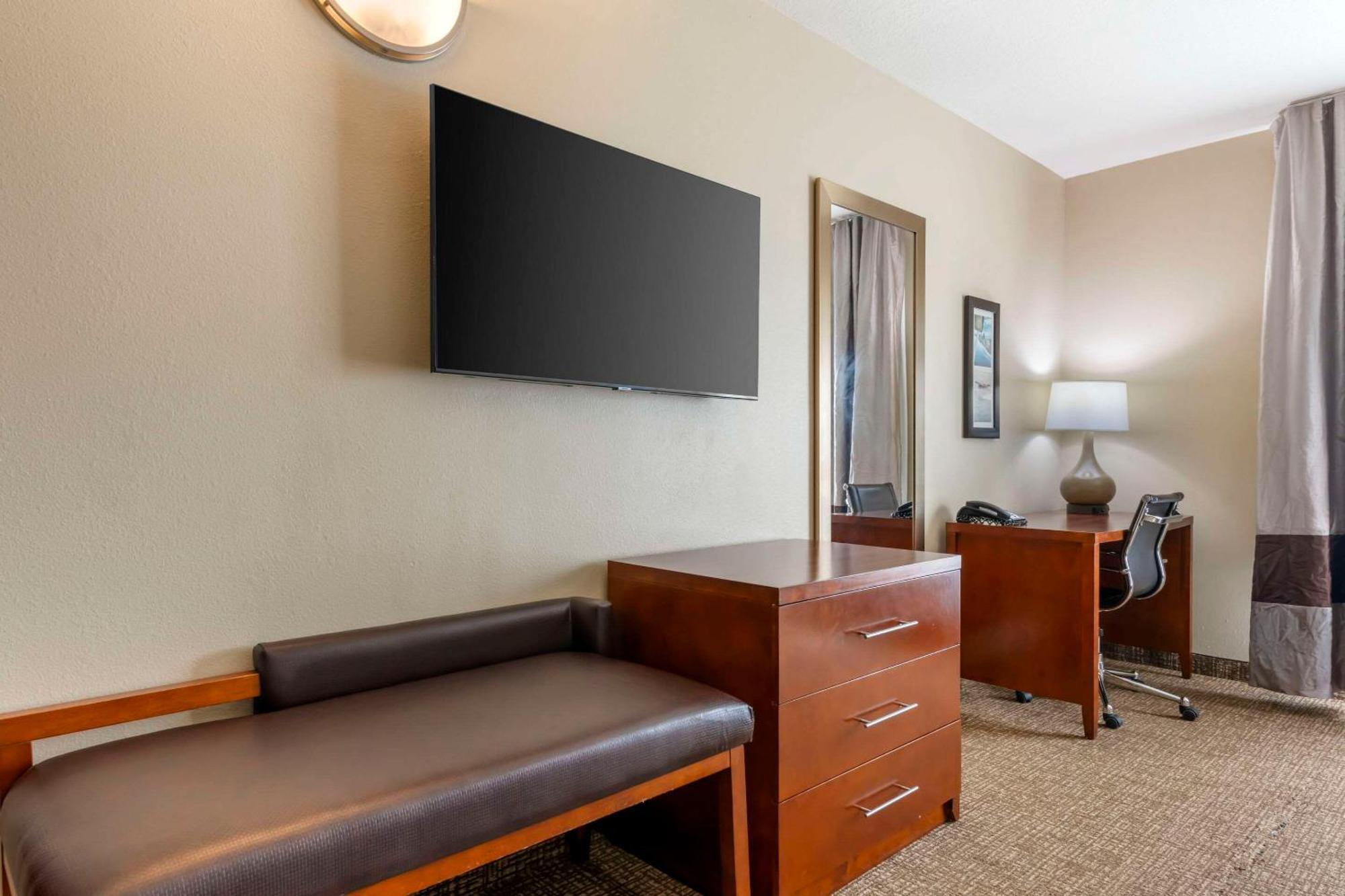 Comfort Inn & Suites Tavares North Kültér fotó
