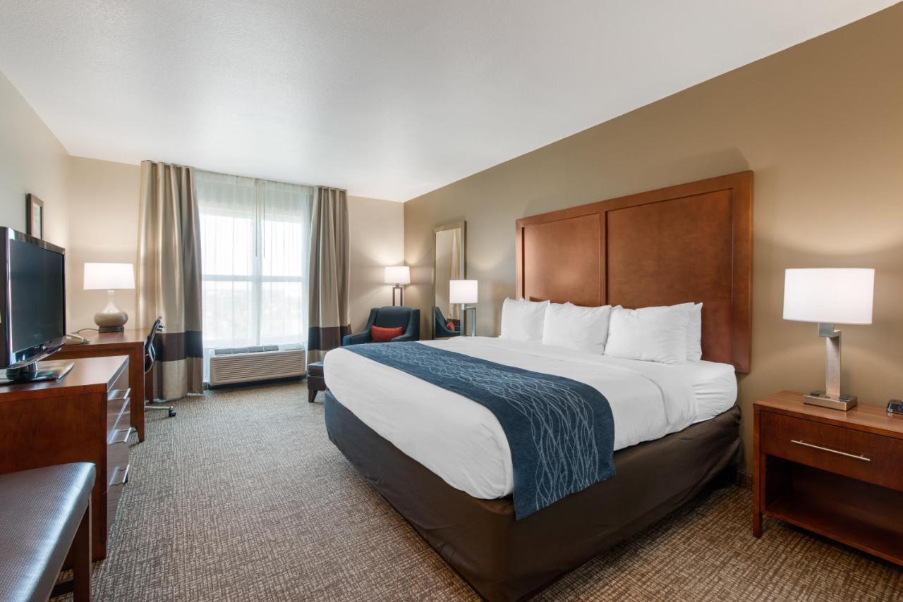 Comfort Inn & Suites Tavares North Kültér fotó